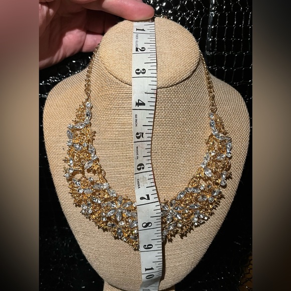 Vintage Floral Gold and Diamond Statement Necklace - Picture 7 of 9